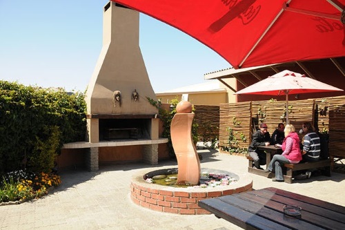 Amanpuri Travellers Lodge 003